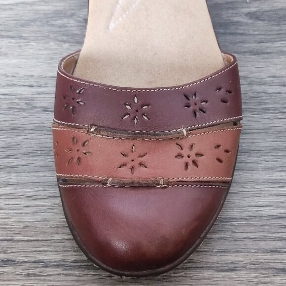Clarks Collection soft cushion sandals women's size 8 leather 2 tone brown - Picture 6 of 16